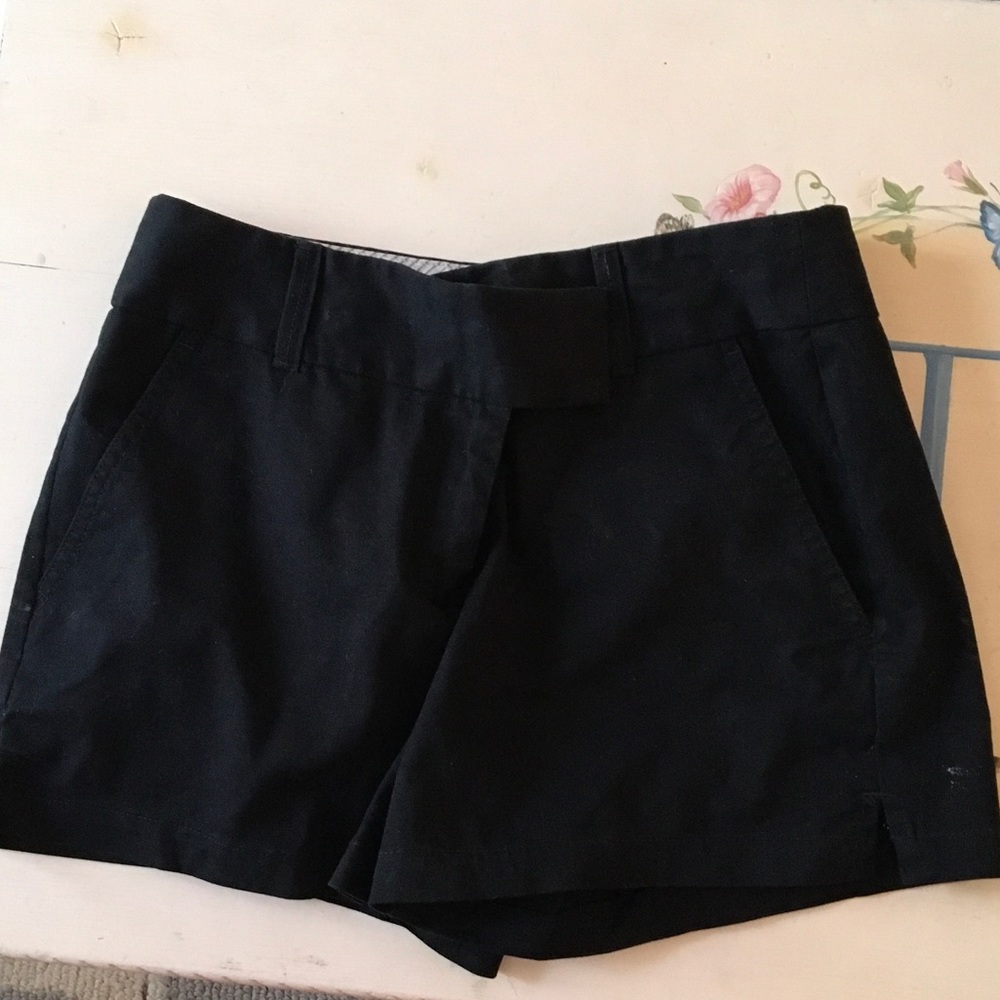 🎉🎉🎉Bundle and save🎉🎉🎉 LOFT Black Shorts